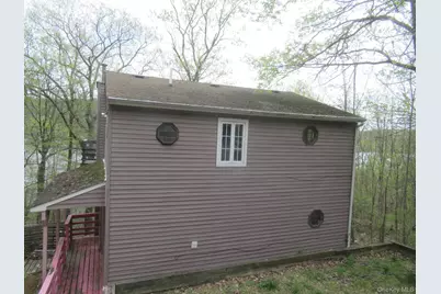 70 Deer Trail N, Greenwood Lake, NY 10925 - Photo 19