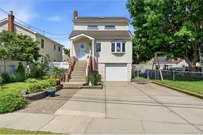 107 E Shore Road, Lindenhurst, NY 11757 - Photo 1