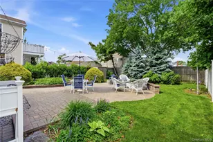107 E Shore Rd, Lindenhurst, NY 11757 - Photo 5