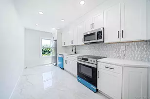 122-12 Montauk St, Springfield Gardens, NY 11413 - Photo 37