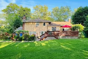 5 Highpoint Dr, Huntington, NY 11743 - Photo 9