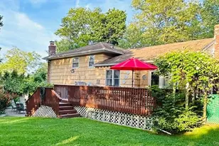 5 Highpoint Dr, Huntington, NY 11743 - Photo 11