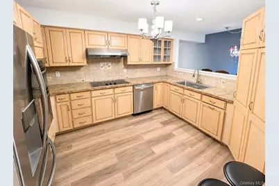 40 Waterside Close, Eastchester, NY 10709 - Photo 13