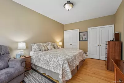 110 Winding Brook Court, New Windsor, NY 12553 - Photo 25
