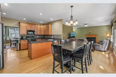 110 Winding Brook Court, New Windsor, NY 12553 - Photo 13