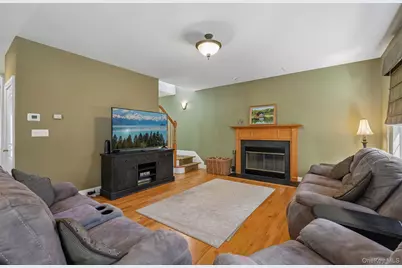 110 Winding Brook Court, New Windsor, NY 12553 - Photo 5