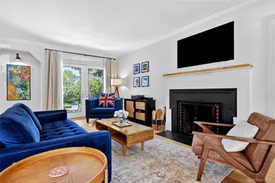 7 Abrams Place, Lynbrook, NY 11563 - Photo 5