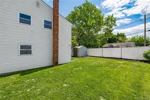 25 W Shore Dr, Patchogue, NY 11772 - Photo 39