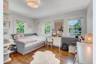 147 Locust Avenue, Babylon, NY 11702 - Photo 17