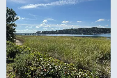 35 Adams Avenue, Bayville, NY 11709 - Photo 9