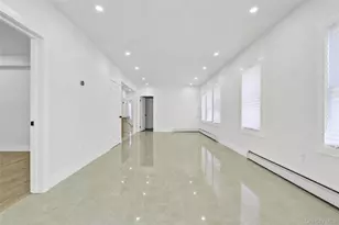 85-43 150th St, Briarwood, NY 11435 - Photo 3