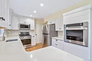 451 River Rd, Nissequogue, NY 11780 - Photo 11