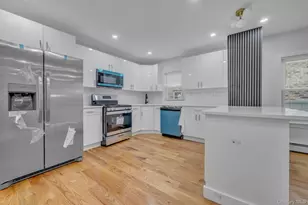 1014 Quincy Ave, Bronx, NY 10465 - Photo 7