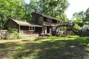 37 Sunset Dr, Shirley, NY 11967 - Photo 5