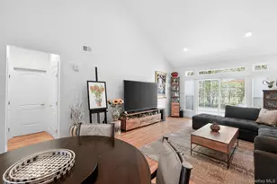 129 Halley Dr, Center Moriches, NY 11934 - Photo 15