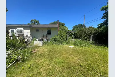 68 Alcolade Drive E, Shirley, NY 11967 - Photo 17