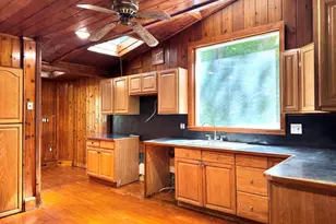 560 Taxter Rd, Elmsford, NY 10523 - Photo 9