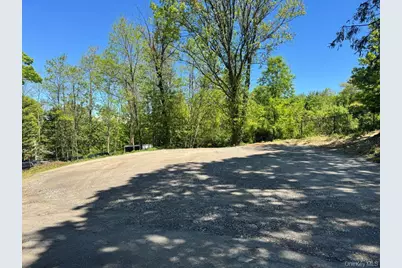 560 Taxter Road, Elmsford, NY 10523 - Photo 35