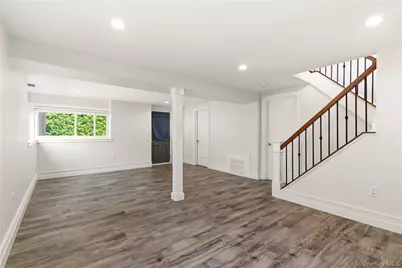 103 Wright Avenue, Deer Park, NY 11729 - Photo 21