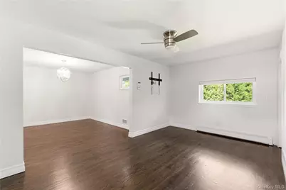 103 Wright Avenue, Deer Park, NY 11729 - Photo 19