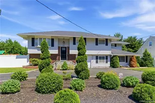 103 Wright Ave, Deer Park, NY 11729 - Photo 3
