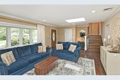 38 Maridon Lane, Commack, NY 11725 - Photo 11
