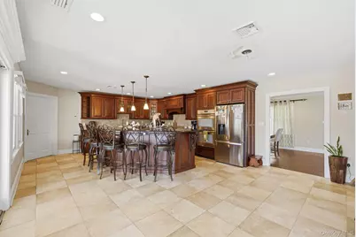 14 Jackson Place, Massapequa, NY 11758 - Photo 11