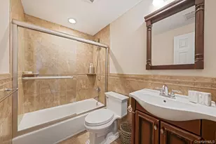 14 Jackson Pl, Massapequa, NY 11758 - Photo 23