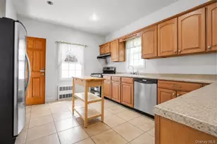 88-49 185th St, Hollis, NY 11423 - Photo 13