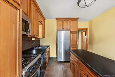 65-34 Jay Avenue, Maspeth, NY 11378 - Photo 17