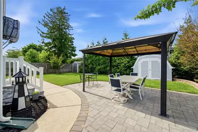 40 Lombardi Place, Amityville, NY 11701 - Photo 27