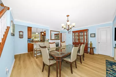 87 Tardy Lane N, Wantagh, NY 11793 - Photo 17