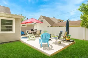 87 Tardy Ln N, Wantagh, NY 11793 - Photo 29