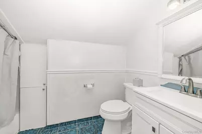 87 Tardy Lane N, Wantagh, NY 11793 - Photo 27