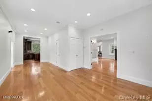 52 Francis Ln, Greenwich, CT 06831 - Photo 7