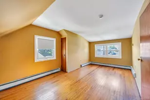 122 Lambert Ave, Farmingdale, NY 11735 - Photo 21
