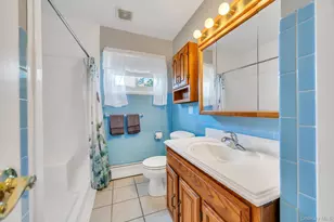 122 Lambert Ave, Farmingdale, NY 11735 - Photo 11