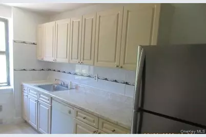2866 Marion Avenue #1E, Bronx, NY 10458 - Photo 5