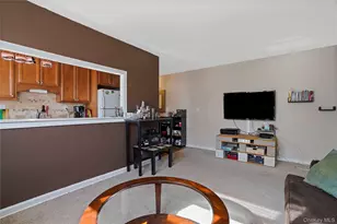 6 Bryant Crescent, White Plains, NY 10605 - Photo 7