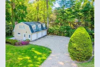 23 Townsend Road, Glen Cove, NY 11542 - Photo 5