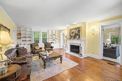 23 Townsend Road, Glen Cove, NY 11542 - Photo 9
