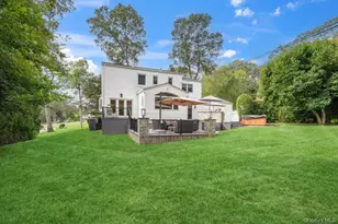 4 Newport Dr, Plainview, NY 11803 - Photo 39