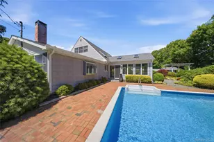 139 Sycamore Cir, Stony Brook, NY 11790 - Photo 5