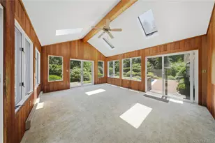 139 Sycamore Cir, Stony Brook, NY 11790 - Photo 35