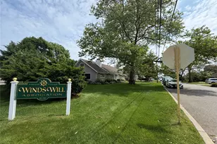 3 Deeringwood Ln, Babylon, NY 11702 - Photo 3