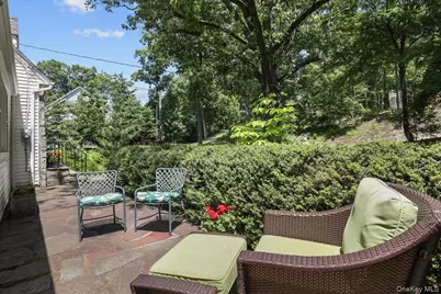 51 Laurel Drive, Mount Kisco, NY 10549 - Photo 3