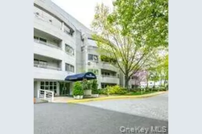 100 Cuttermill Road #4V, Great Neck, NY 11021 - Photo 1