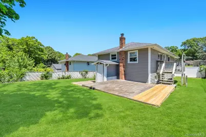 220 Adirondack Drive, Selden, NY 11784 - Photo 31