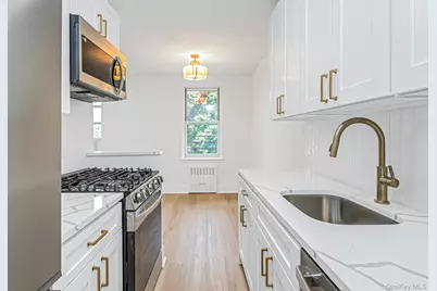 1300 Midland Avenue #A30, Yonkers, NY 10704 - Photo 5