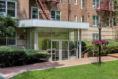 1300 Midland Avenue #A30, Yonkers, NY 10704 - Photo 3